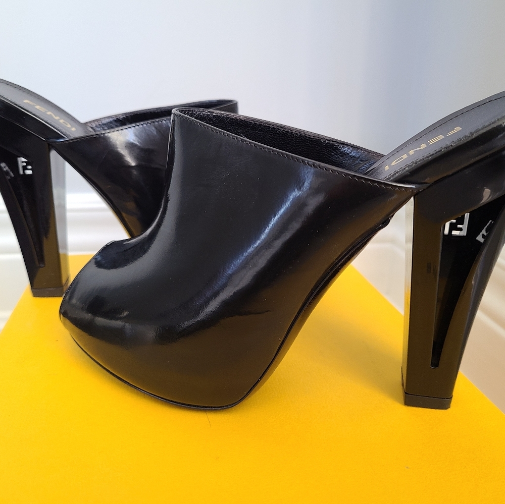 Authentic Fendi peep toe heels size 6.5